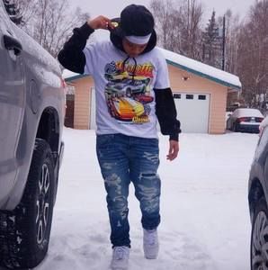 Meet your Posher, Lama